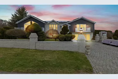 104 Randall Shea Dr, Swansea, MA 02777 - Photo 1