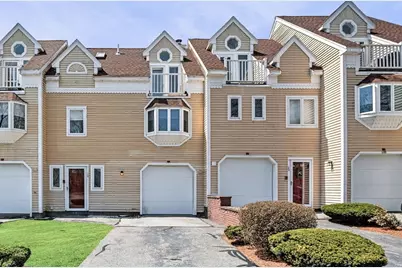 18 Village Ct #18, Malden, MA 02148 - Photo 1