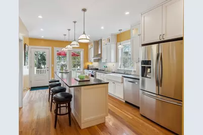 186 Park St, Boston, MA 02132 - Photo 1