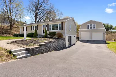 10 Hunter Dr, Newburyport, MA 01950 - Photo 1