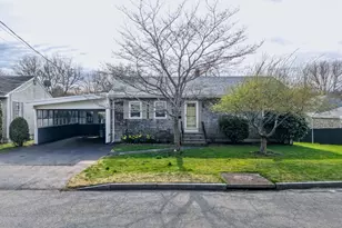 239 Worcester St, New Bedford, MA 02745 - Photo 1