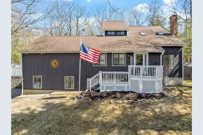 40 Gaita Dr, Derry, NH 03038 - Photo 1