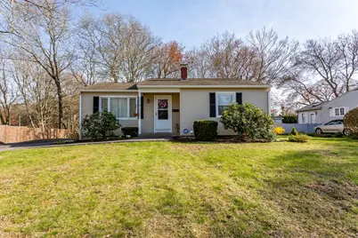 16 Holly Tree Lane, New Bedford, MA 02745 - Photo 1