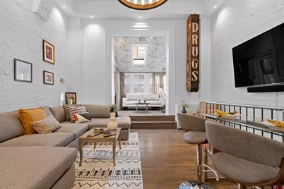 59 Warren Ave #1, Boston, MA 02116 - Photo 1