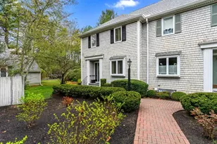 225 Lincoln St, Duxbury, MA 02332 - Photo 1