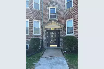 4 Brookline #4, Holyoke, MA 01040 - Photo 1