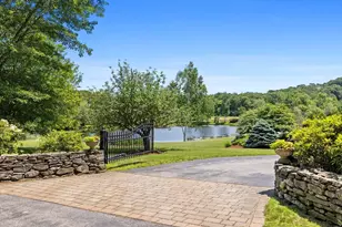 52 Pineswamp Rd, Ipswich, MA 01938 - Photo 1