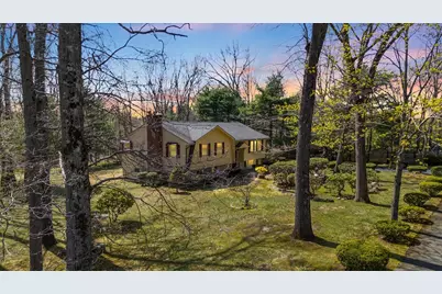 11 Strawberry Hill Lane, Danvers, MA 01923 - Photo 1