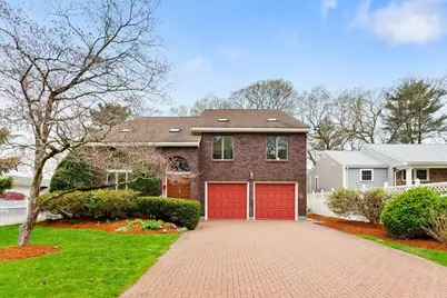 138 Pine Ridge Rd, Medford, MA 02155 - Photo 1