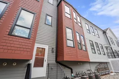 123-125 Centre St #TH5, Boston, MA 02124 - Photo 1