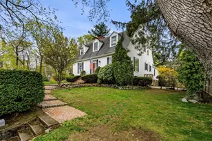 76 Green St, Marblehead, MA 01945 - Photo 1