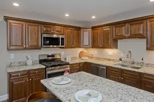 3 C Sabrina Wy, Agawam, MA 01001 - Photo 1