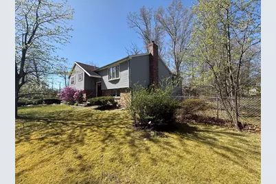 50-C Lake Pkwy, Webster, MA 01570 - Photo 1