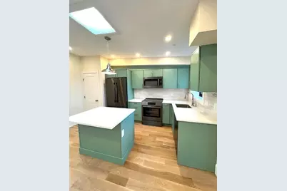552 East 5th #3, Boston, MA 02127 - Photo 1