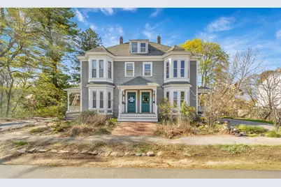 3-1/2 Harrison Ave #3H, Amesbury, MA 01913 - Photo 1