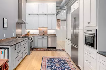 137-139 Pearl St #1, Boston, MA 02110 - Photo 1