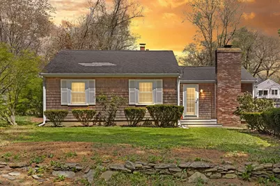 19 Cross St, Halifax, MA 02338 - Photo 1