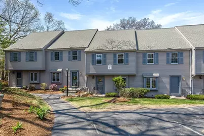 1 Oak Ridge Dr #3, Maynard, MA 01754 - Photo 1
