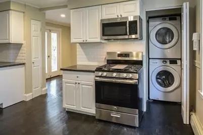 10 Pratt #2, Salem, MA 01970 - Photo 1