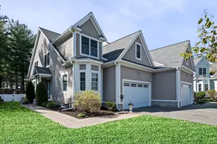 22 Gates Lane, Wakefield, MA 01880 - Photo 1