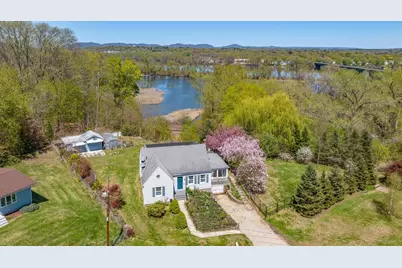 2 Sylvia Ln, Holyoke, MA 01040 - Photo 1