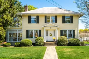 21 Lincoln St, Waltham, MA 02451 - Photo 1