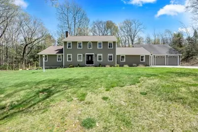 26 Center Rd, Woodstock, CT 06281 - Photo 1