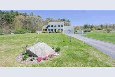 30 Walnut Grove St, Uxbridge, MA 01569 - Photo 1