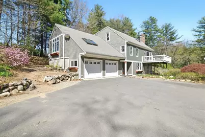 16 Miller Ave, Southampton, MA 01073 - Photo 1