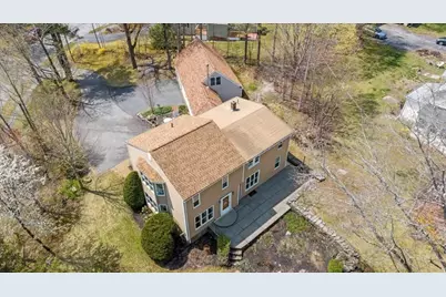 3 Dara Ln, Worcester, MA 01609 - Photo 1