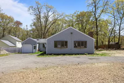172 Holliston St, Medway, MA 02053 - Photo 1