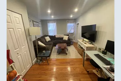 14 Cleveland Pl #3, Boston, MA 02113 - Photo 1