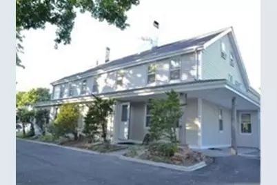 639 Lincoln St #3R, Waltham, MA 02451 - Photo 1