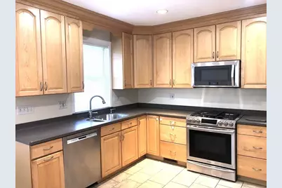 5 Fairmount Ave #5, Wakefield, MA 01880 - Photo 1