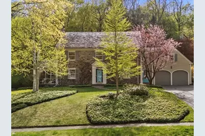 21 Aylesbury Road, Worcester, MA 01609 - Photo 1