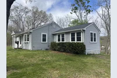 6 Pleasant St, Blackstone, MA 01504 - Photo 1