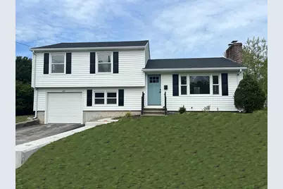 143 Greenmeadow Cir, North Kingstown, RI 02852 - Photo 1