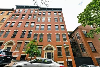 31 Irving St #8, Boston, MA 02114 - Photo 1