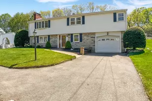 23 Western Ave, Saugus, MA 01906 - Photo 1