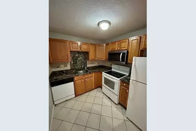 9 Weld St #14, Framingham, MA 01702 - Photo 1