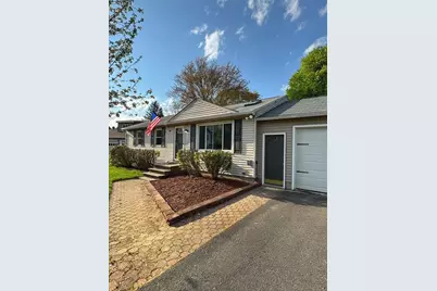 33 Pershing Ave, South Hadley, MA 01075 - Photo 1