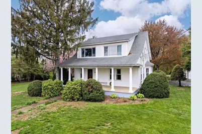 726 Amostown Rd, West Springfield, MA 01089 - Photo 1