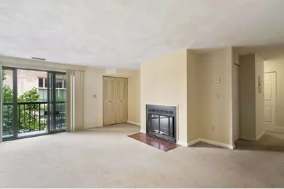 1600 Massachusetts Avenue #405, Cambridge, MA 02138 - Photo 1