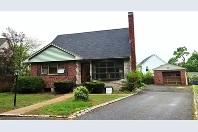 36 Davenport Rd, Needham, MA 02494 - Photo 1