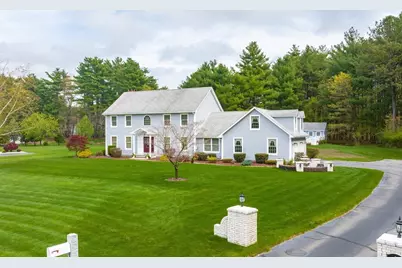 9 Andrew Cir, Hampden, MA 01036 - Photo 1