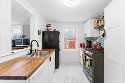 24 Elliot St, Winthrop, MA 02152 - Photo 1