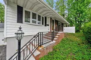 172 Phipps St, Quincy, MA 02169 - Photo 1