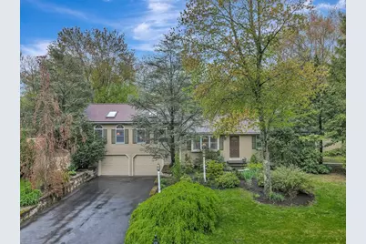 93 Spring Hill Dr, North Attleboro, MA 02760 - Photo 1