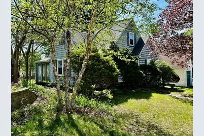 12 Alexander Rd, Worcester, MA 01606 - Photo 1