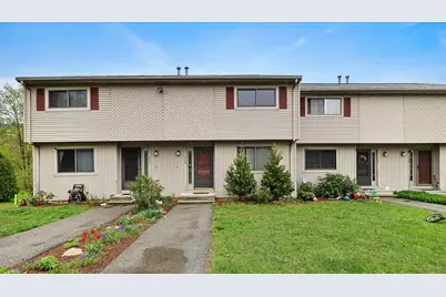 28 Southbridge Rd #302, Charlton, MA 01571 - Photo 1